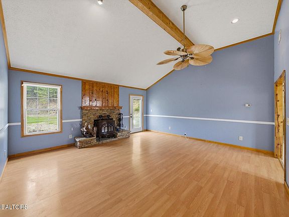 5th image of 1502 Valley Cove Way