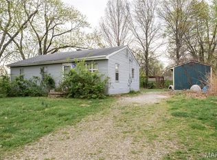 2800 Mulberry Ln, Saint Charles, MO 63303