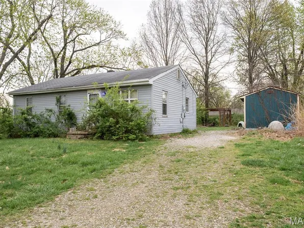2800 Mulberry Ln, Saint Charles, MO 63303