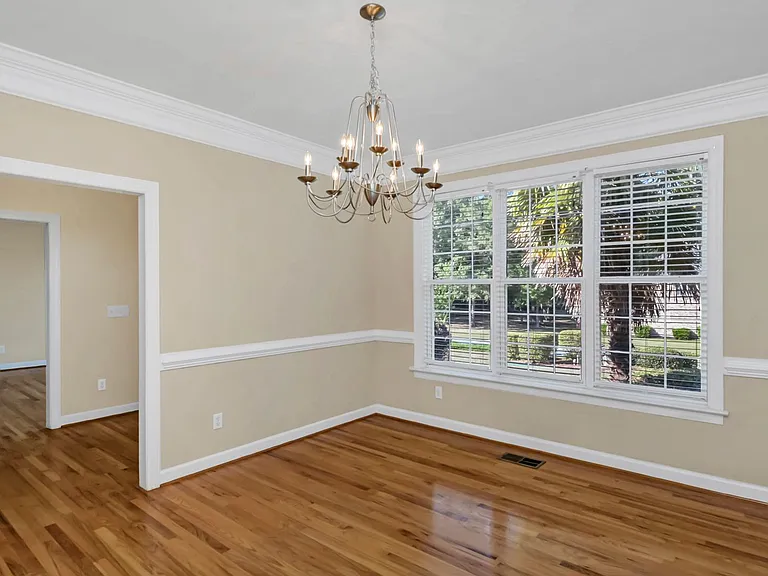 108 Hastings Point Dr — Photo 13