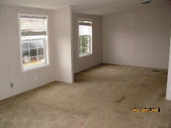 5th image of 2511 Salina Dr