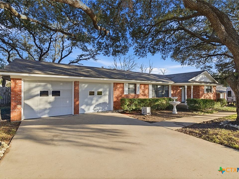 1st image of 3413 Meadow Oaks Dr