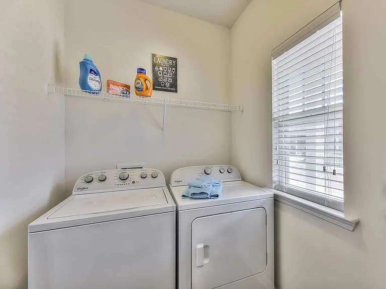 LEO at the Sanctuary- Single Family Rental — Photo 7