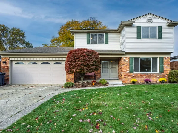 33517 Chatsworth Dr, Sterling Heights, MI 48312