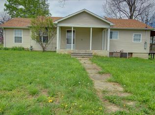 203 W Main St, Walnut Grove, MO 65770