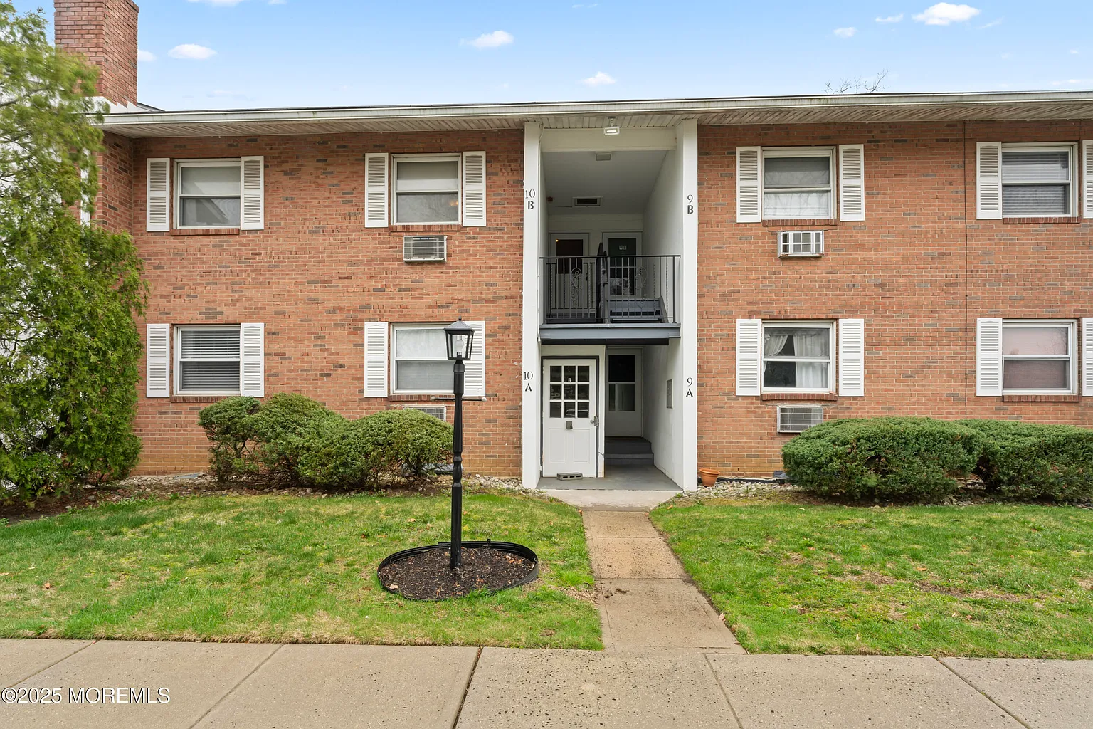 735 Greens Avenue #10B photo 1