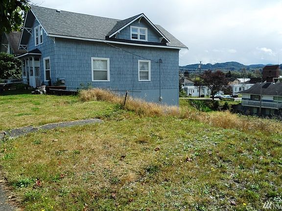 4th image of 217 E Broadway Ave