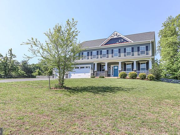 5th image of 109 Robeli Way