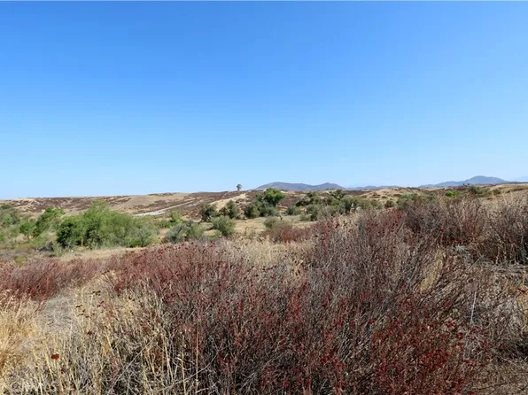 1 Las Uvas Dr #4, Temecula, CA 92591