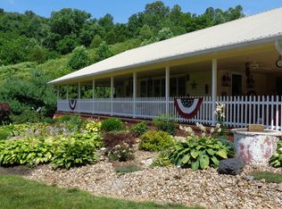 497 Stamper Rd, Olive Hill, KY 41164