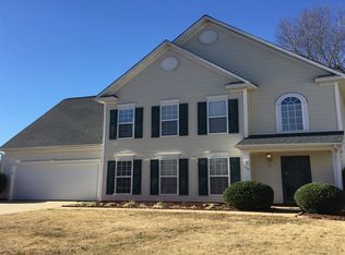 136 Bathurst Ln, Simpsonville, SC 29681