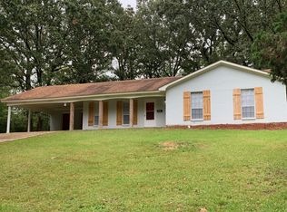 202 Valley Ridge Dr, Jackson, MS 39206