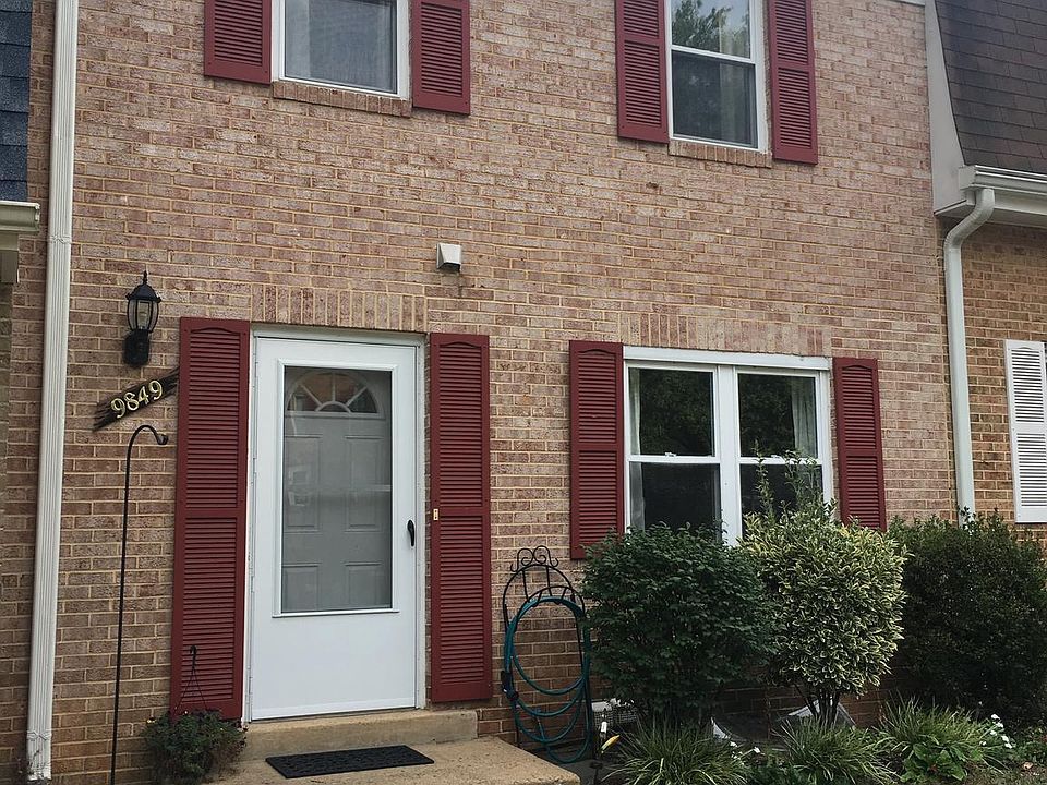 1st image of 9849 Lakepointe Dr