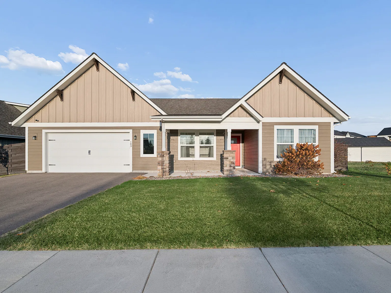 3 bed, 1498 sqft, $3,200 — Photo 1