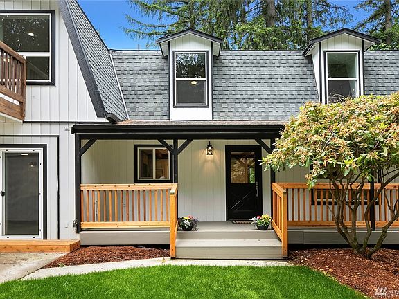 Truly welcoming entrance. 