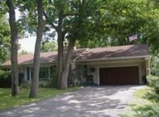 124 Pierce St, North Aurora, IL 60542