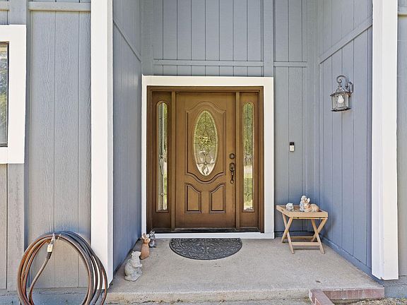 4th image of 7610 Lakeridge Cir