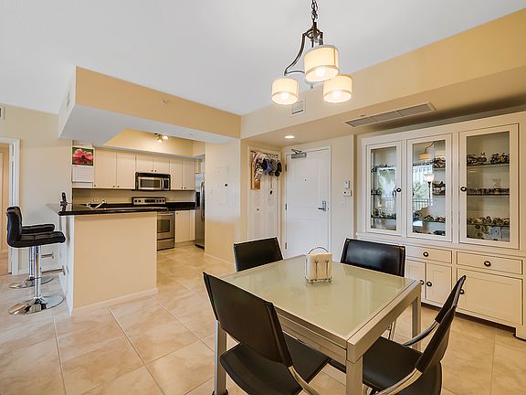 3rd image of 403 S Sapodilla Ph 2-16 Ave