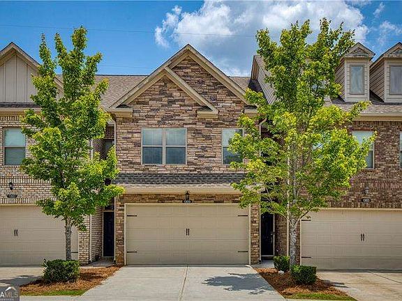 2nd image of 10659 Naramore Ln