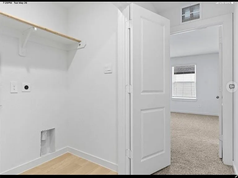 1814 Revolution Way — Photo 8