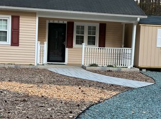 9004 Habitat Cir, Chapel Hill, NC 27516