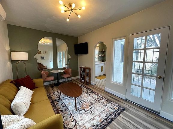 2nd image of 409 Morningside Dr NE #B