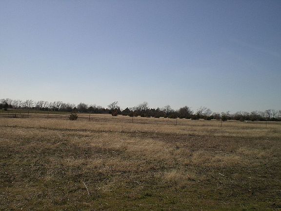 3rd image of 9730 S State Highway 78