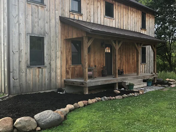 1011 4th Ave, Dixon, IL 61021