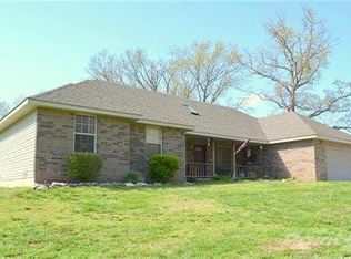 579 Log Cabin Rd, Crane, MO 65633