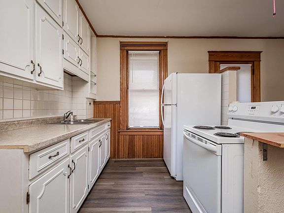 5th image of 1348 W 14th St