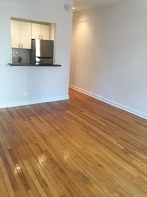 Rented by Metropolis Real Estate of Manhattan | media 9