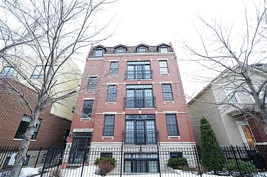1st image of 2237 N Oakley Ave