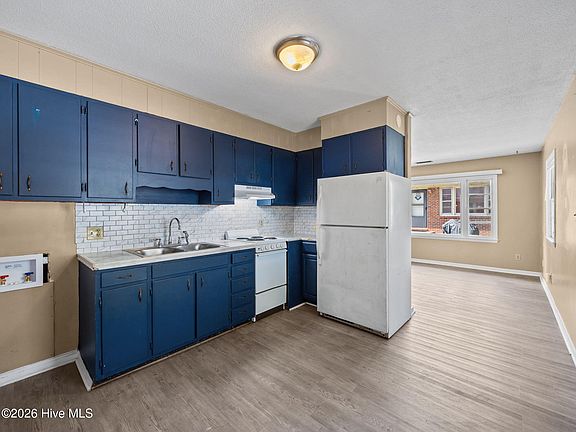 5th image of 41 Sophia Dr #A