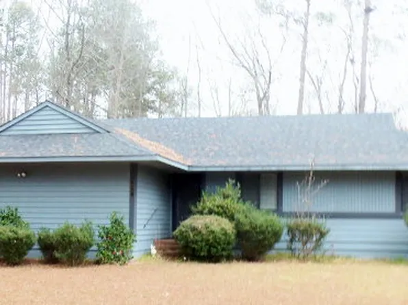 820 Jackson St, Thomson, GA 30824