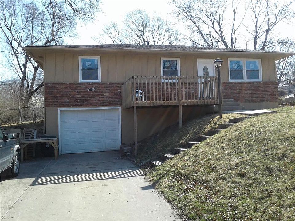1st image of 823 N 63rd St