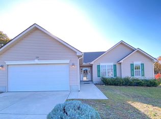 520 Polygon Pl, Fayetteville, NC 28306