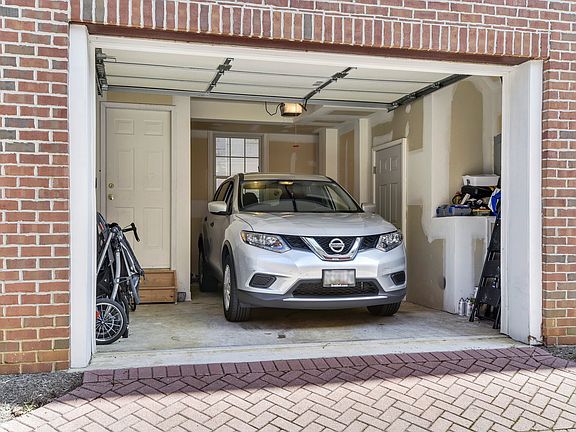 Spacious 1 car garage
