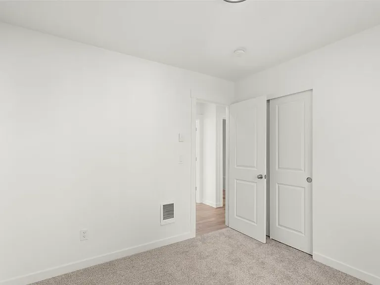 3000 Orange Ct — Photo 3