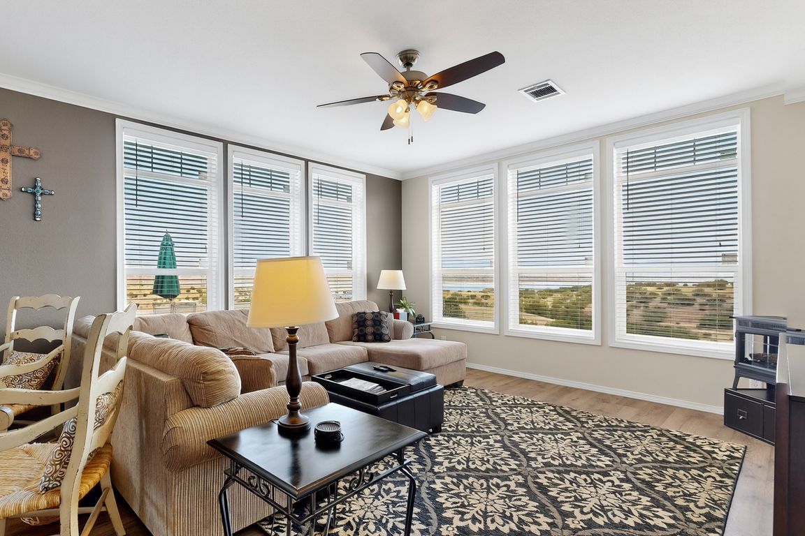 next background image