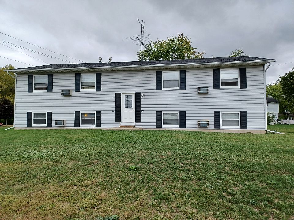 1st image of 905 Erick St #905