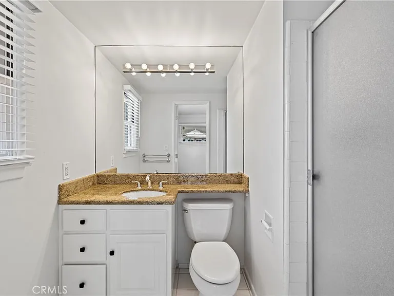 508 Redlands Ave — Photo 18