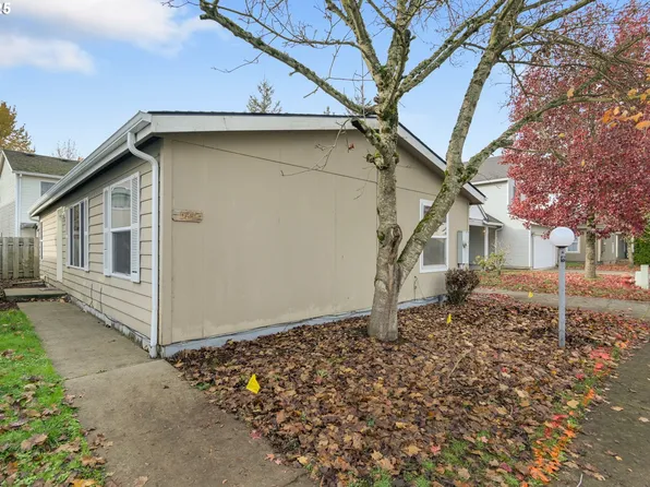 521 NE Mariners Loop #79, Portland, OR 97211