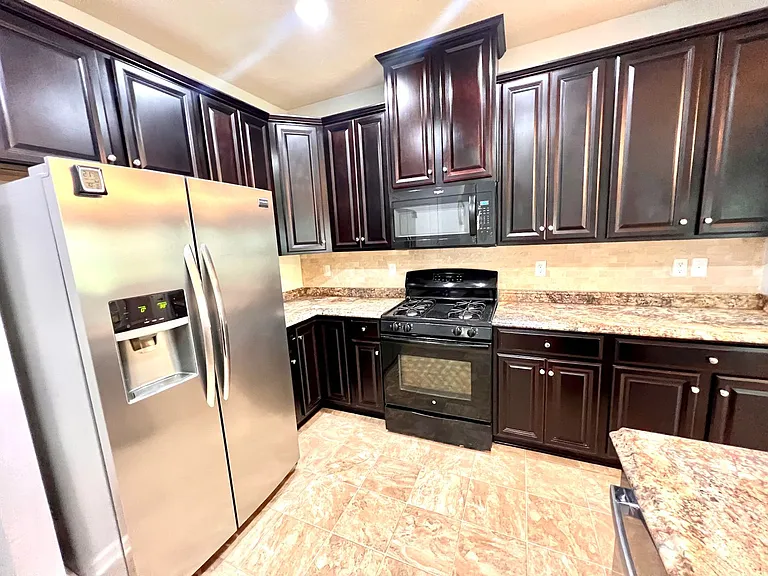 796 Village Club Dr — Photo 11
