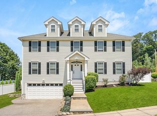 189 Collincote St, Stoneham, MA 02180