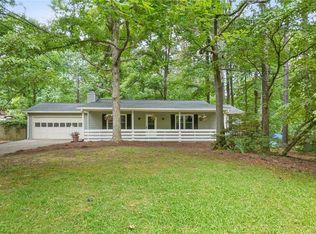 5285 Sugar Ridge Dr, Buford, GA 30518