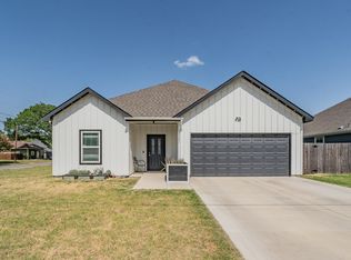 3501 Dillard St, Fort Worth, TX 76105