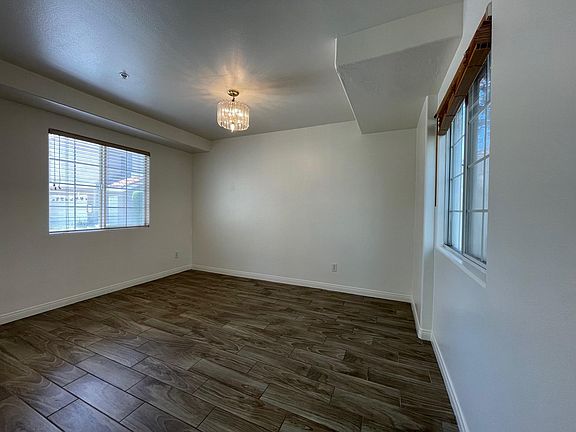 4th image of 427 California St Unit C