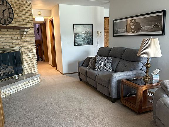 4th image of 16518 Crescent Ave APT 1N