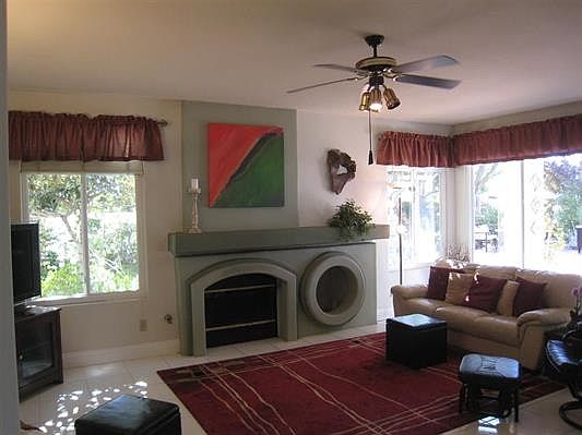 5th image of 4904 Amador Dr