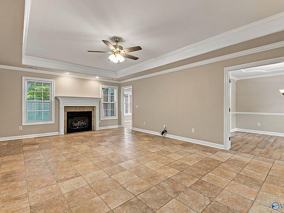 5th image of 106 Foxtrot Way